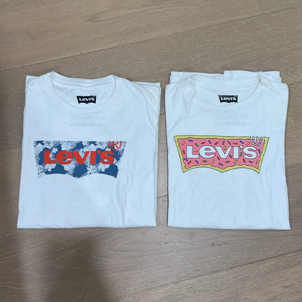 Levi’s T-shirts bundle